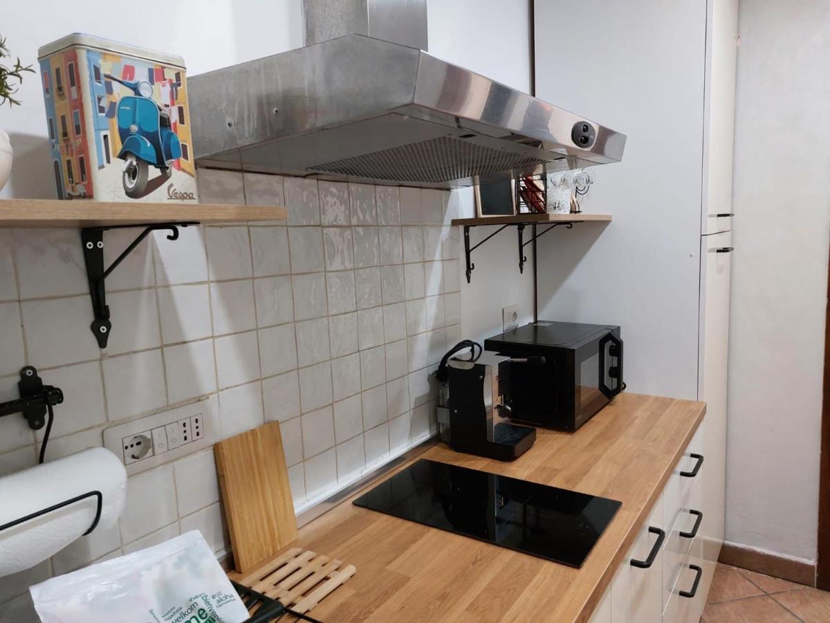 Casa Ninetta - Spaccanapoli - Il Tipico Pianterreno Della Napoli Antica! Ngoại thất bức ảnh
