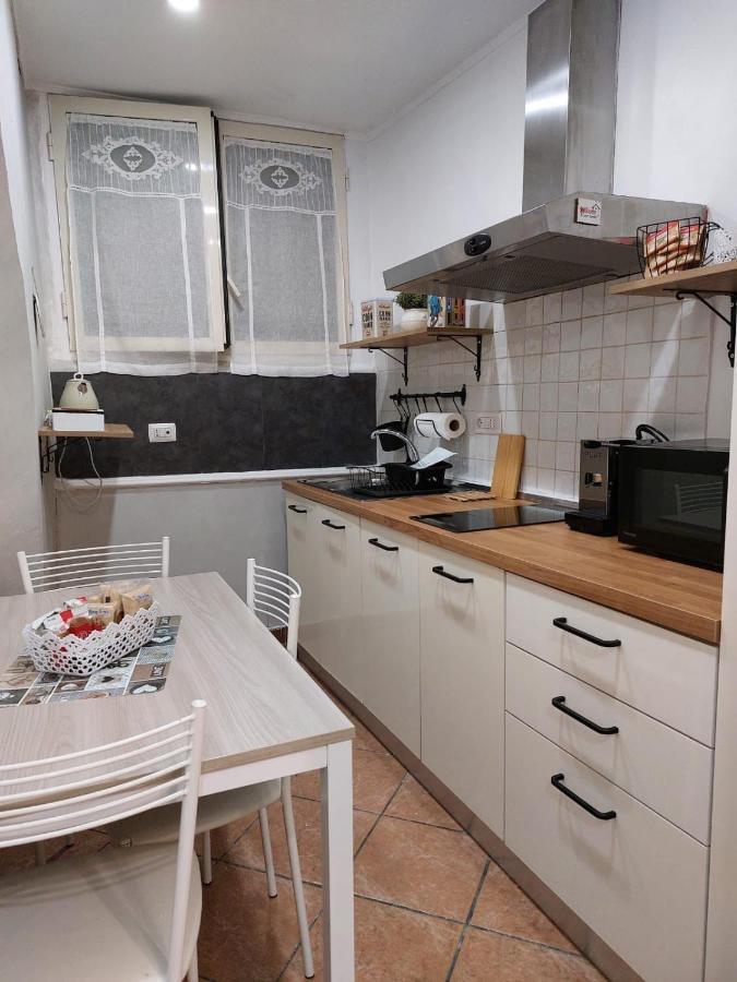Casa Ninetta - Spaccanapoli - Il Tipico Pianterreno Della Napoli Antica! Ngoại thất bức ảnh